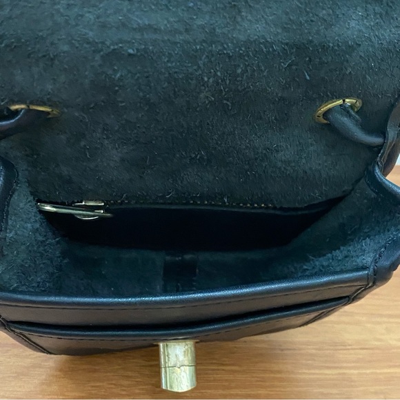 Vintage Black Leather Turnlock Mini Crossbody Bag - Picture 13 of 16